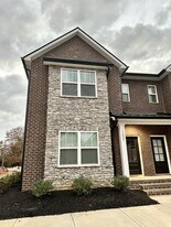 7221 Sassafras Wy in Knoxville, TN - Building Photo