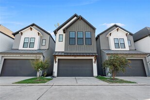 9019 Wellspring Dr in Houston, TX - Building Photo