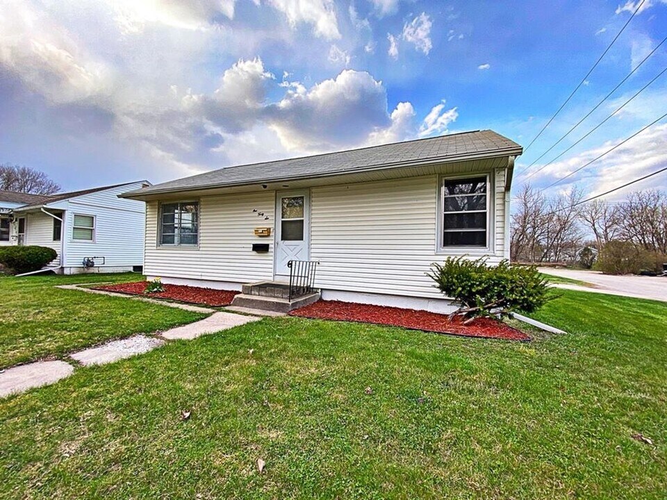 146 Ave B in Fort Dodge, IA - Building Photo