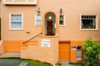 Cactus Court Apartments in Portland, OR - Building Photo - Building Photo