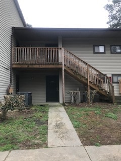 property at 837 Applewood Ln