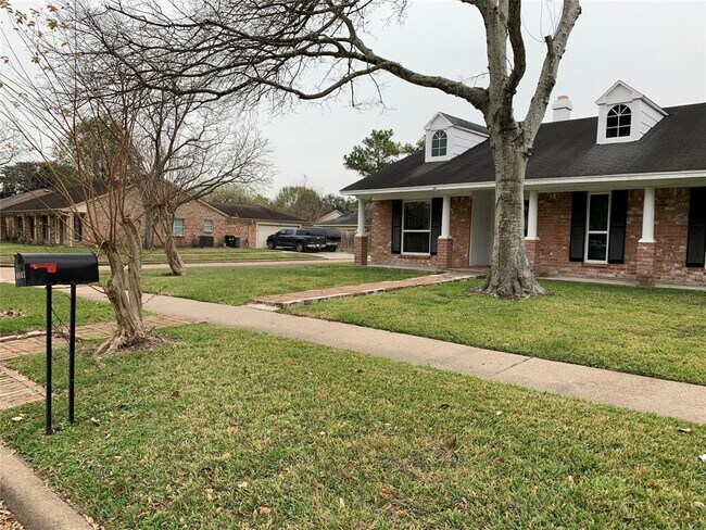6803 Cloud Swept Ln in Houston, TX - Building Photo - Building Photo