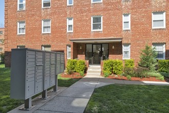 1344 Fort Stevens Dr NW in Washington, DC - Building Photo - Building Photo