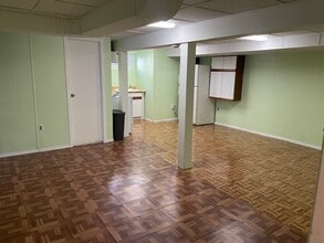 45 Gildare Dr, Unit gildare dr in East Northport, NY - Building Photo - Building Photo