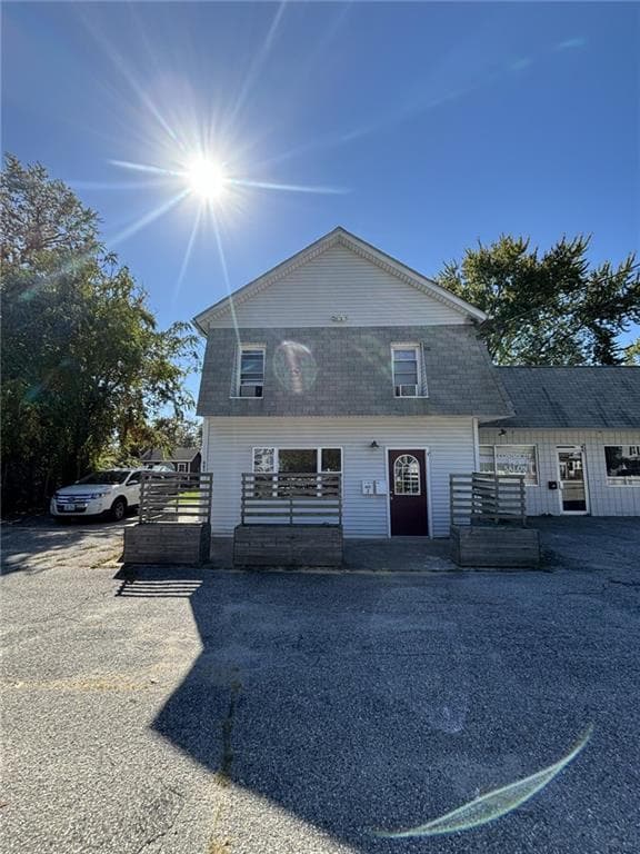 865 W Shore Rd in Warwick, RI - Building Photo - Building Photo