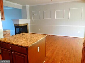 2112 Congresbury Pl in Upper Marlboro, MD - Building Photo - Building Photo