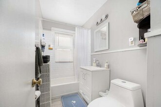 51 Lithgow St in Boston, MA - Building Photo - Building Photo