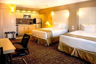 4051 N Ocean Blvd in Fort Lauderdale, FL - Foto de edificio - Building Photo