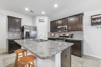 3010 Dripping Springs Ct in Katy, TX - Building Photo - Building Photo