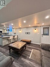 15 Hildegard Dr in Hamilton, ON - Building Photo - Building Photo