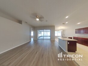 10610 Little Bend Ln in Riverview, FL - Building Photo - Building Photo