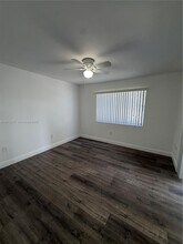 8670 SW 212th St in Cutler Bay, FL - Building Photo - Building Photo