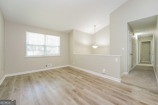 2535 Kelly Lake Dr in Decatur, GA - Building Photo - Building Photo