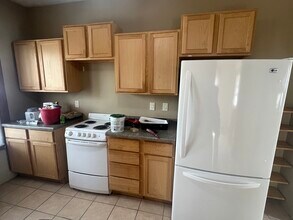 812 1st St NW, Unit 1 in Rochester, MN - Foto de edificio - Building Photo