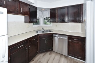 3146 Warren Rd in Cleveland, OH - Building Photo - Building Photo