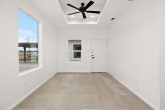 3109 Links Dr, Unit 1 in Edinburg, TX - Foto de edificio - Building Photo