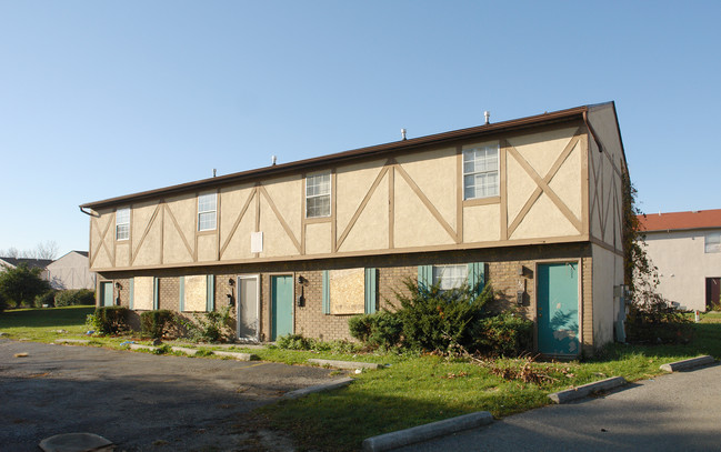 1581-1587 Harvester Ln in Columbus, OH - Building Photo - Building Photo