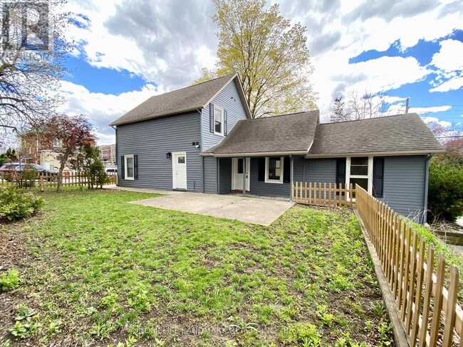 property at 41 Arnold Crescent