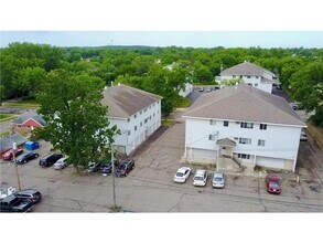 1010 6th Avenue S in St. Cloud, MN - Foto de edificio - Interior Photo