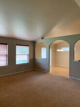 8016 Salmonberry Lp in Hayden, ID - Building Photo - Building Photo
