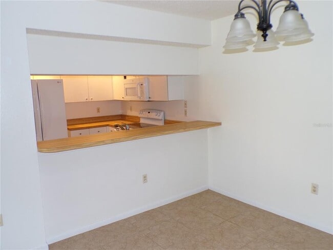 638 Bird Bay Dr E in Venice, FL - Building Photo - Building Photo