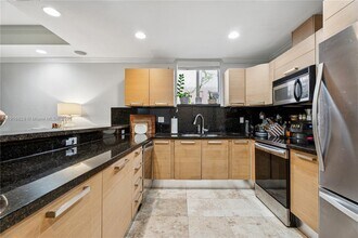 3168 Ohio St in Miami, FL - Foto de edificio - Building Photo