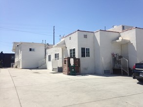 2701 Highland Ave in National City, CA - Building Photo - Building Photo