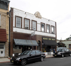 70-72 Monmouth St in Red Bank, NJ - Building Photo - Building Photo