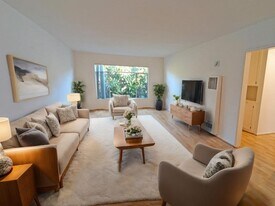 3408 Mentone Ave in Los Angeles, CA - Building Photo