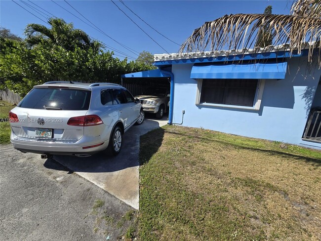 property at 704 SW 2nd Ave