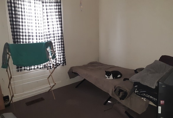 38 Middle St, Unit 1 in Orono, ME - Foto de edificio - Building Photo