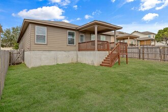2122 York Bend in San Antonio, TX - Building Photo - Building Photo