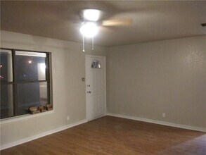 313 Ross St in Hutto, TX - Building Photo - Building Photo