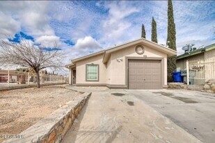 12103 St Crispin Ave in El Paso, TX - Building Photo