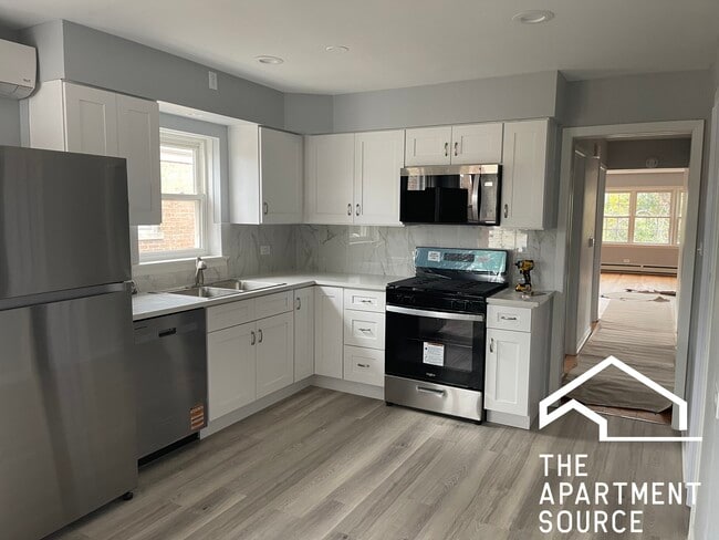 2909 N Austin Ave in Chicago, IL - Building Photo - Building Photo