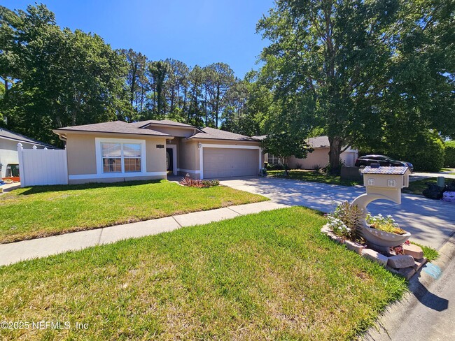 property at 3135 Ash Harbor Dr E