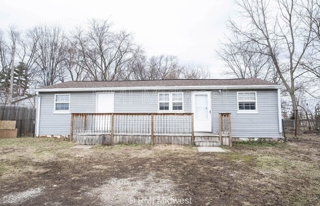 3125 Clover Dr in Plainfield, IN - Foto de edificio - Building Photo