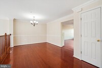 6069 Wicker Ln in Centreville, VA - Building Photo - Building Photo