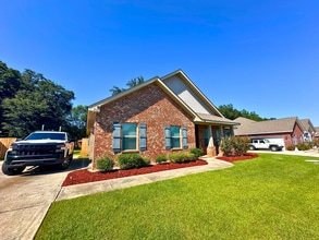 11464 Oak Alley Dr S in Grand Bay, AL - Building Photo - Building Photo