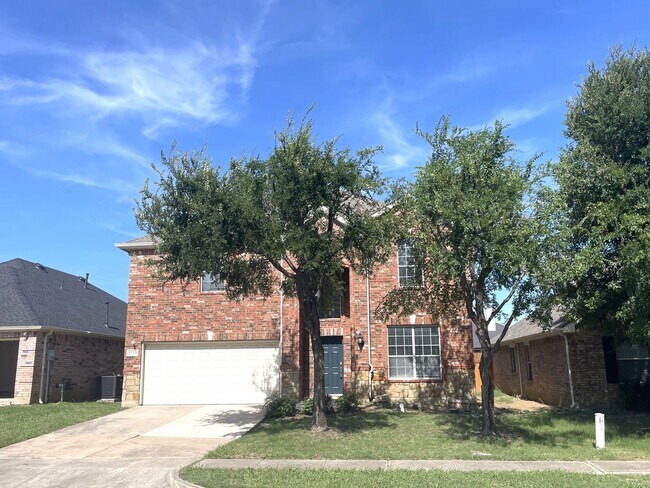 2733 Enchanted Eve Dr