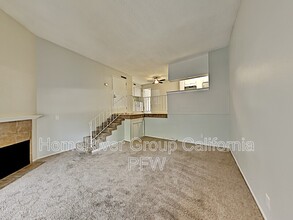 5500 Lindley Ave in Los Angeles, CA - Building Photo - Building Photo