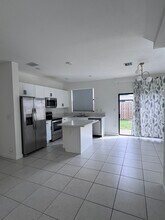 11852 SW 245th Ter in Princeton, FL - Building Photo - Building Photo