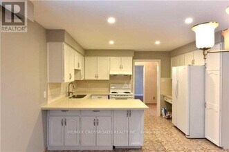 97 Raymerville Dr in Markham, ON - Building Photo - Building Photo