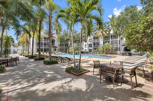 17900 NE 31st Ct in Aventura, FL - Foto de edificio - Building Photo
