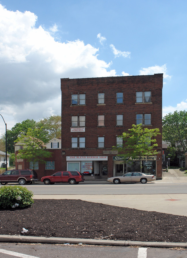 846-854 E Exchange St in Akron, OH - Building Photo - Building Photo