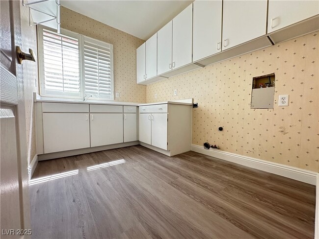 property at 1828 Dolce Dr