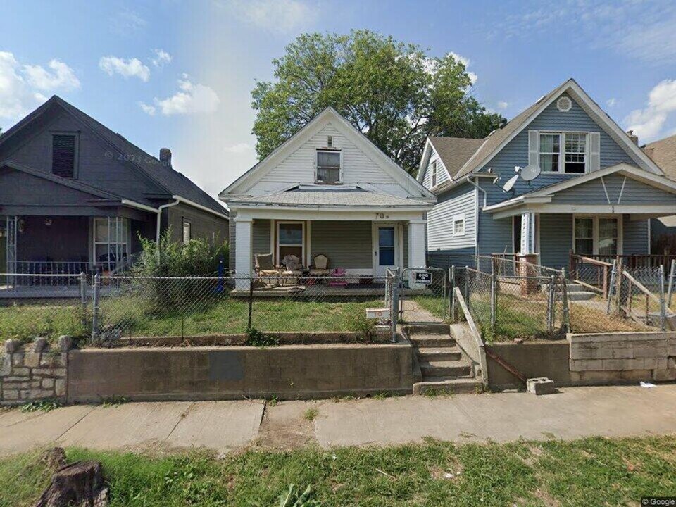 70 S 11th St in Kansas City, KS - Building Photo