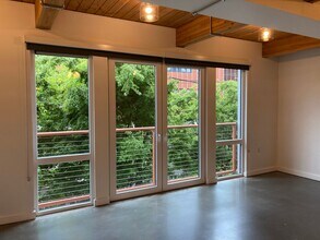 401 9th Ave N in Seattle, WA - Building Photo - Building Photo