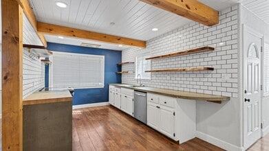 812 Taylor St in Winters, CA - Building Photo - Building Photo