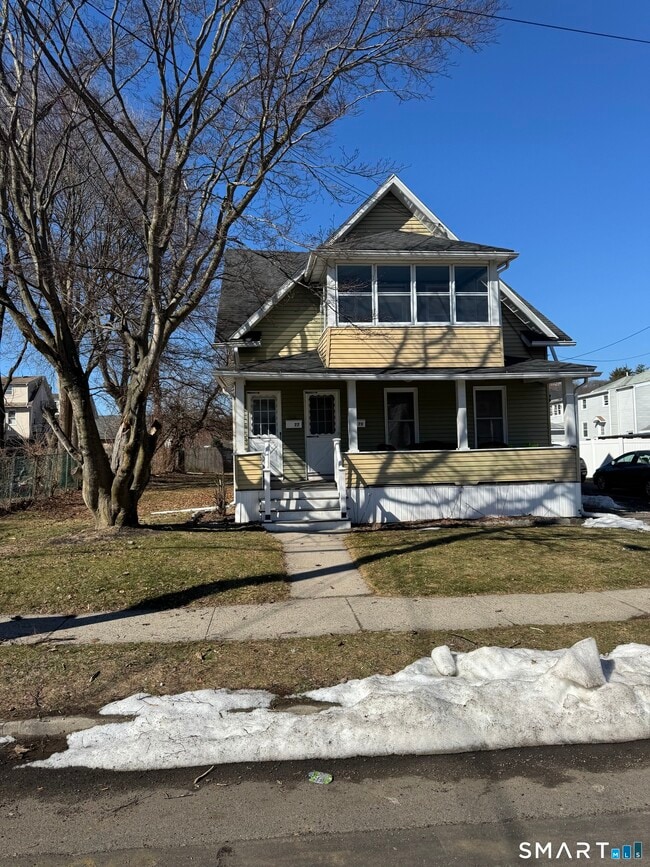 77 Tulip St in Bristol, CT - Building Photo - Building Photo